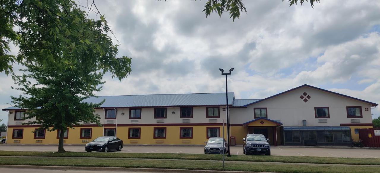 Super 8 By Wyndham 2* Champaign