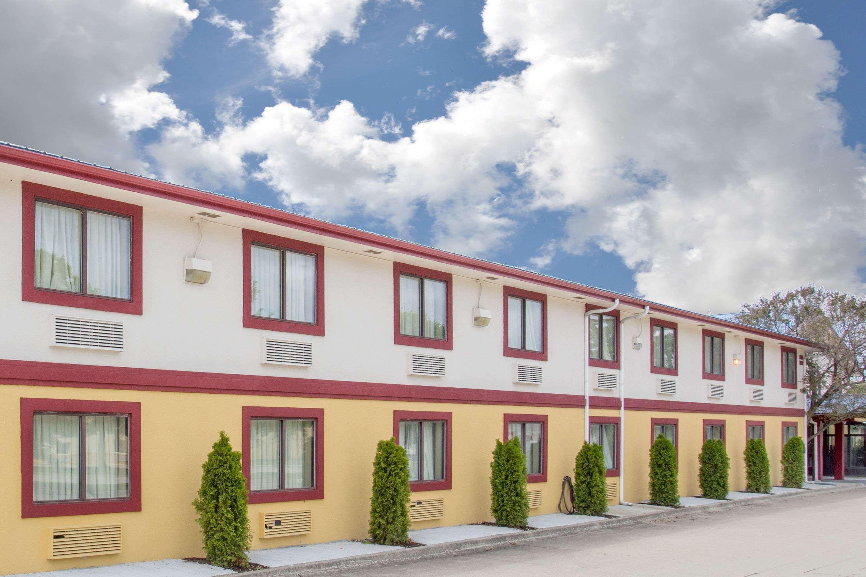 Motel Super 8 By Wyndham