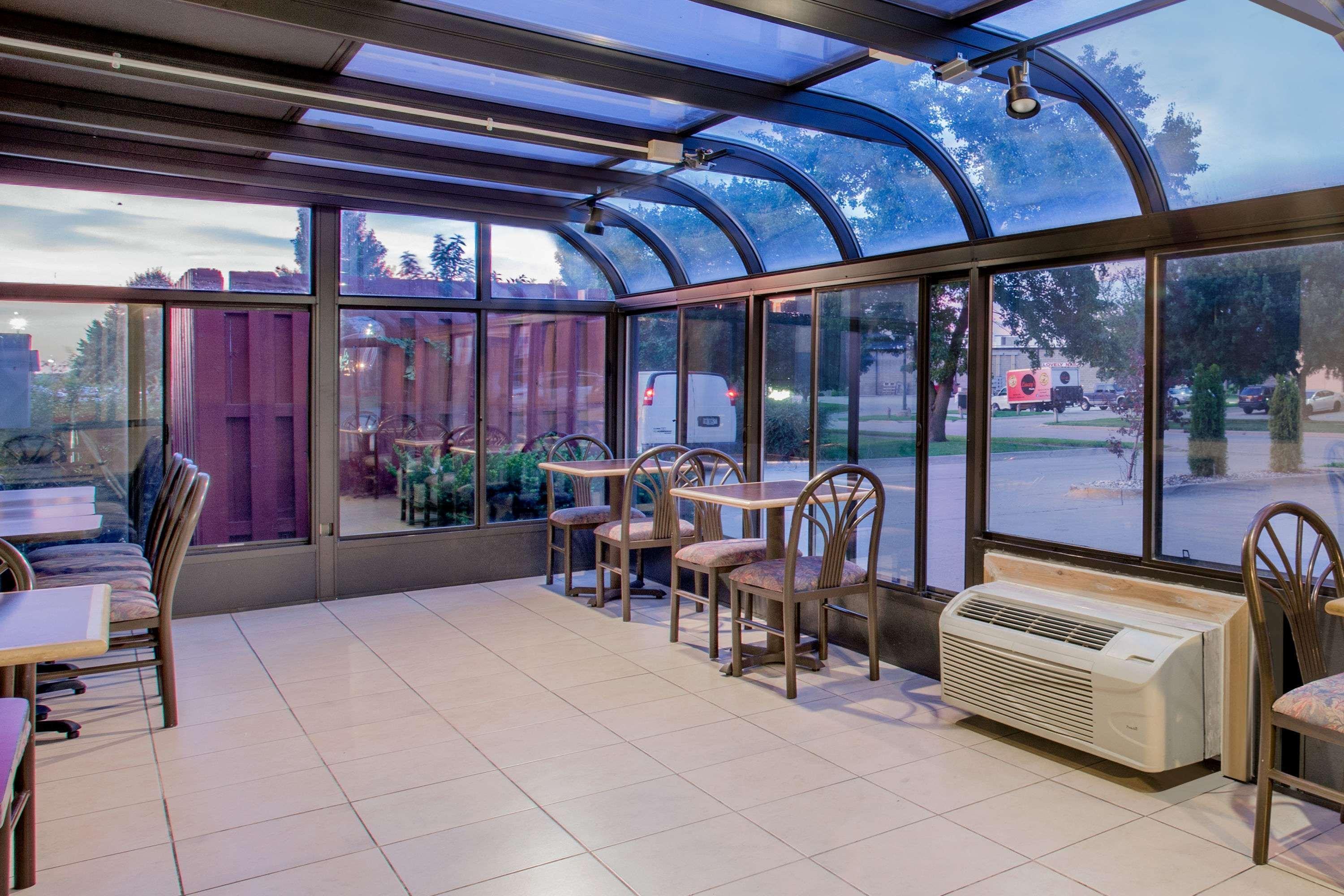 Super 8 By Wyndham 2* Champaign