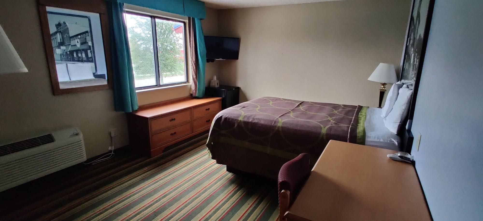 Super 8 By Wyndham Motel Champaign