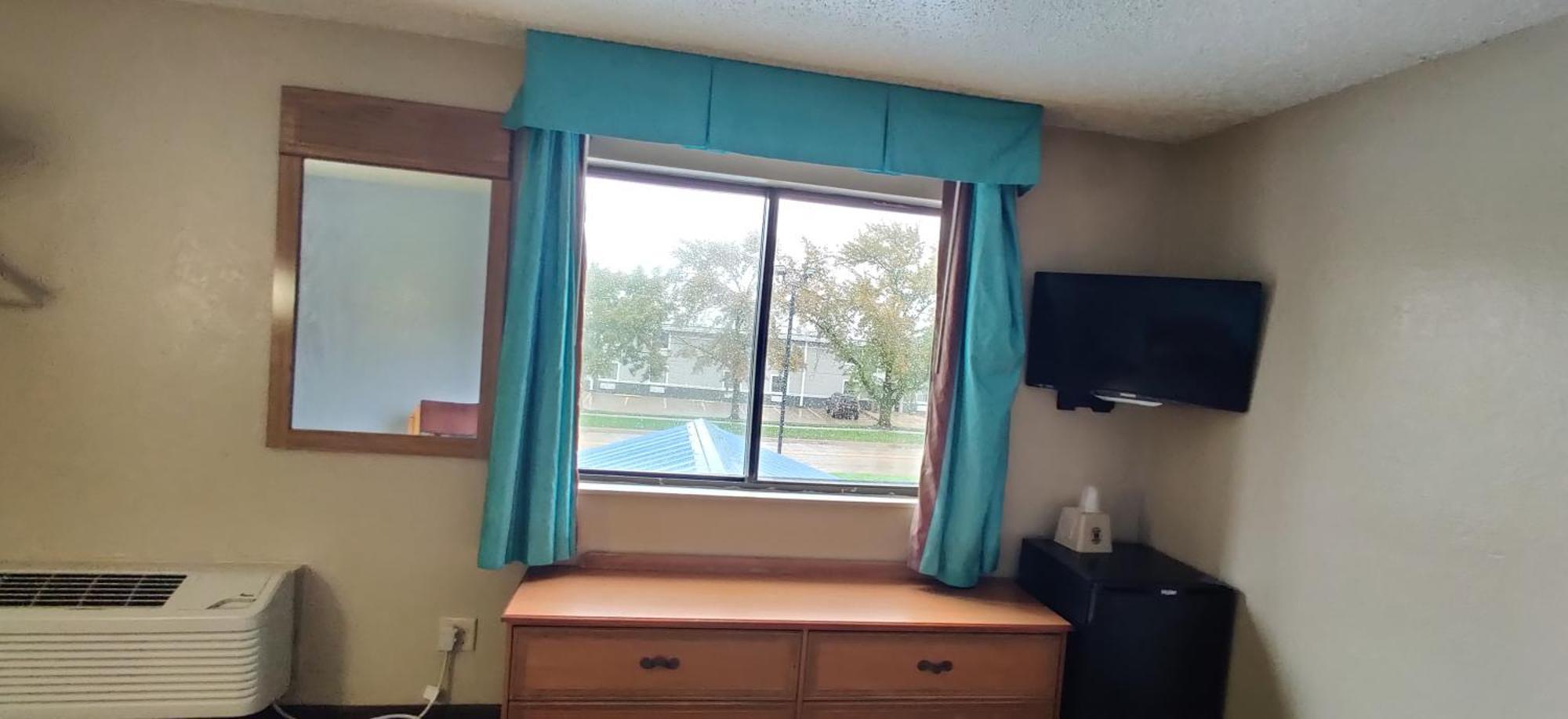 Motel Super 8 By Wyndham 2*