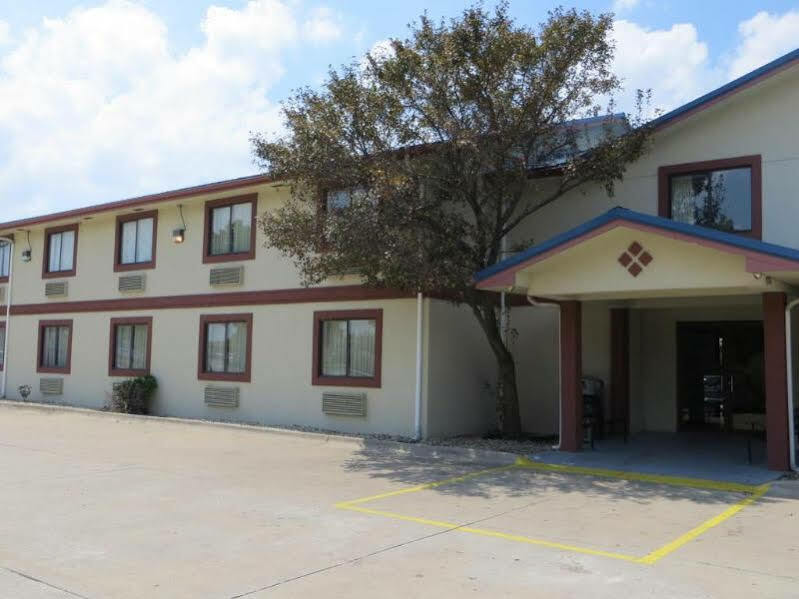 Motel Super 8 By Wyndham Champaign